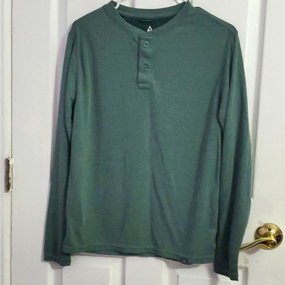 Ascend Tech Steel Green-Gray Long-Sleeve Lyocell Blend Henley Sweater S